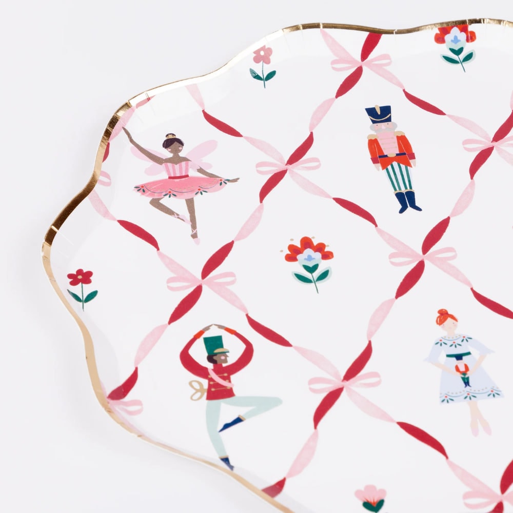 Nutcracker Tabaklar - L - 8 Adet