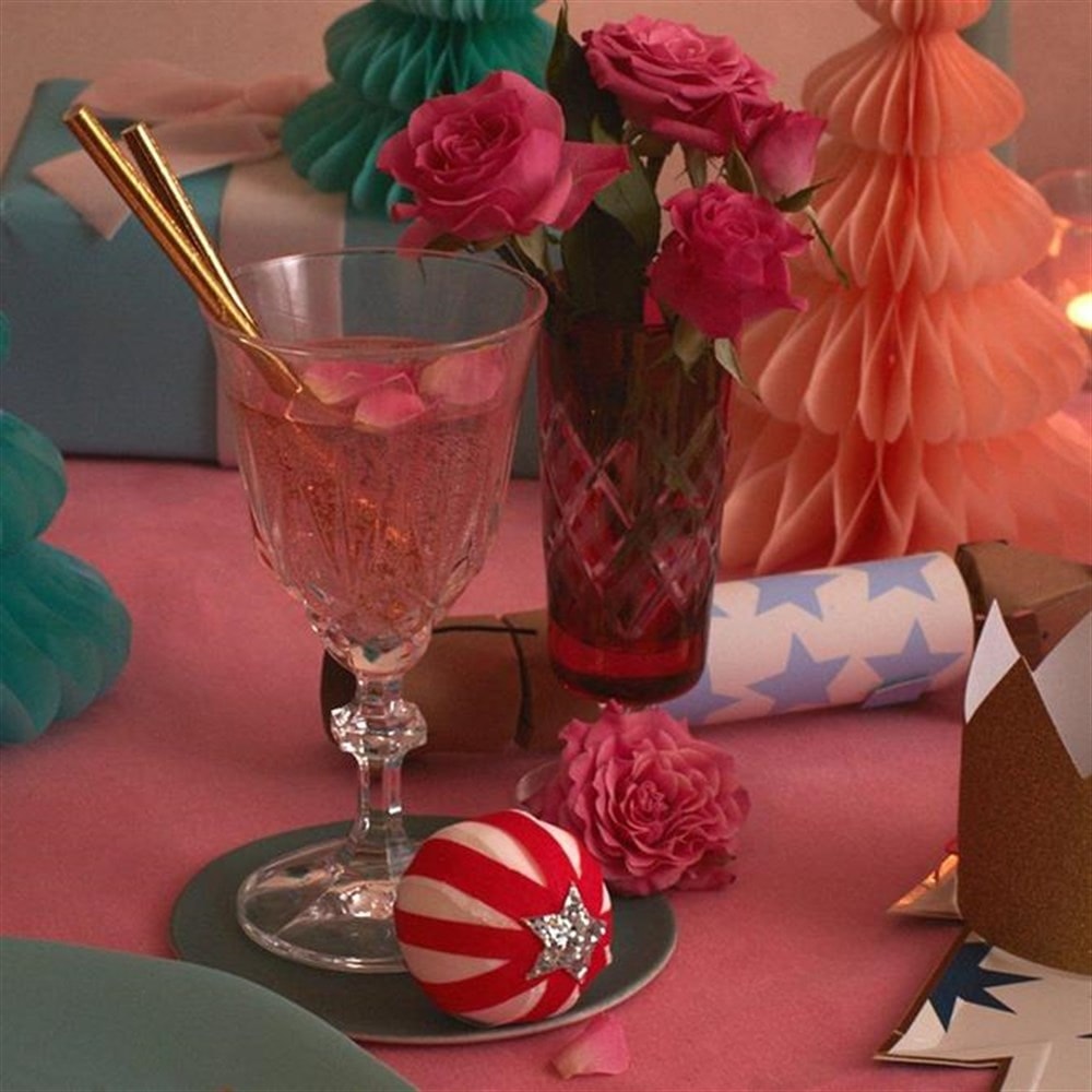 Peppermint Candy Surprise Balls - Kırmızı Sürpriz Topları