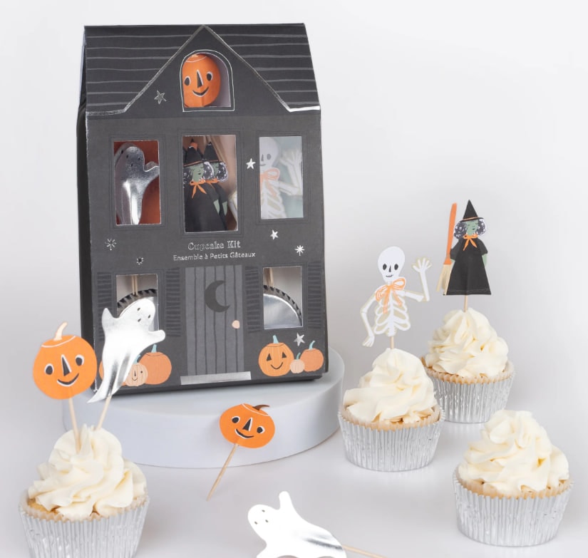 It's Halloween Cupcake Kiti