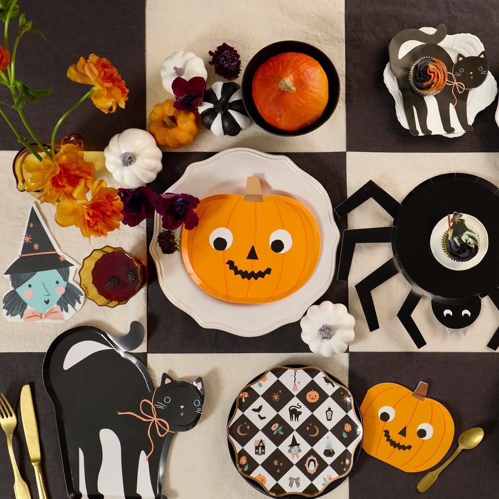 Halloween - Cadı Şeklinde Peçete - 16 Adet